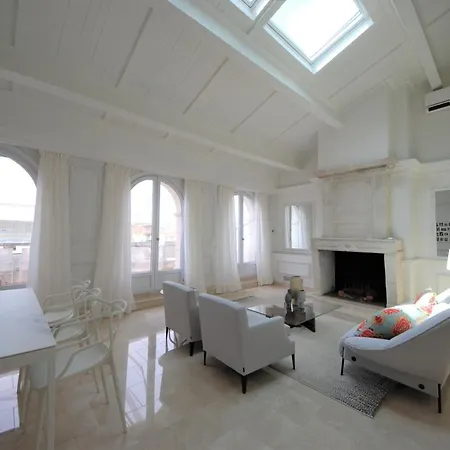 Foch Bright Prestigious In ! Apartment