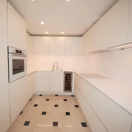 Foch Bright Prestigious In ! Apartment Cannes